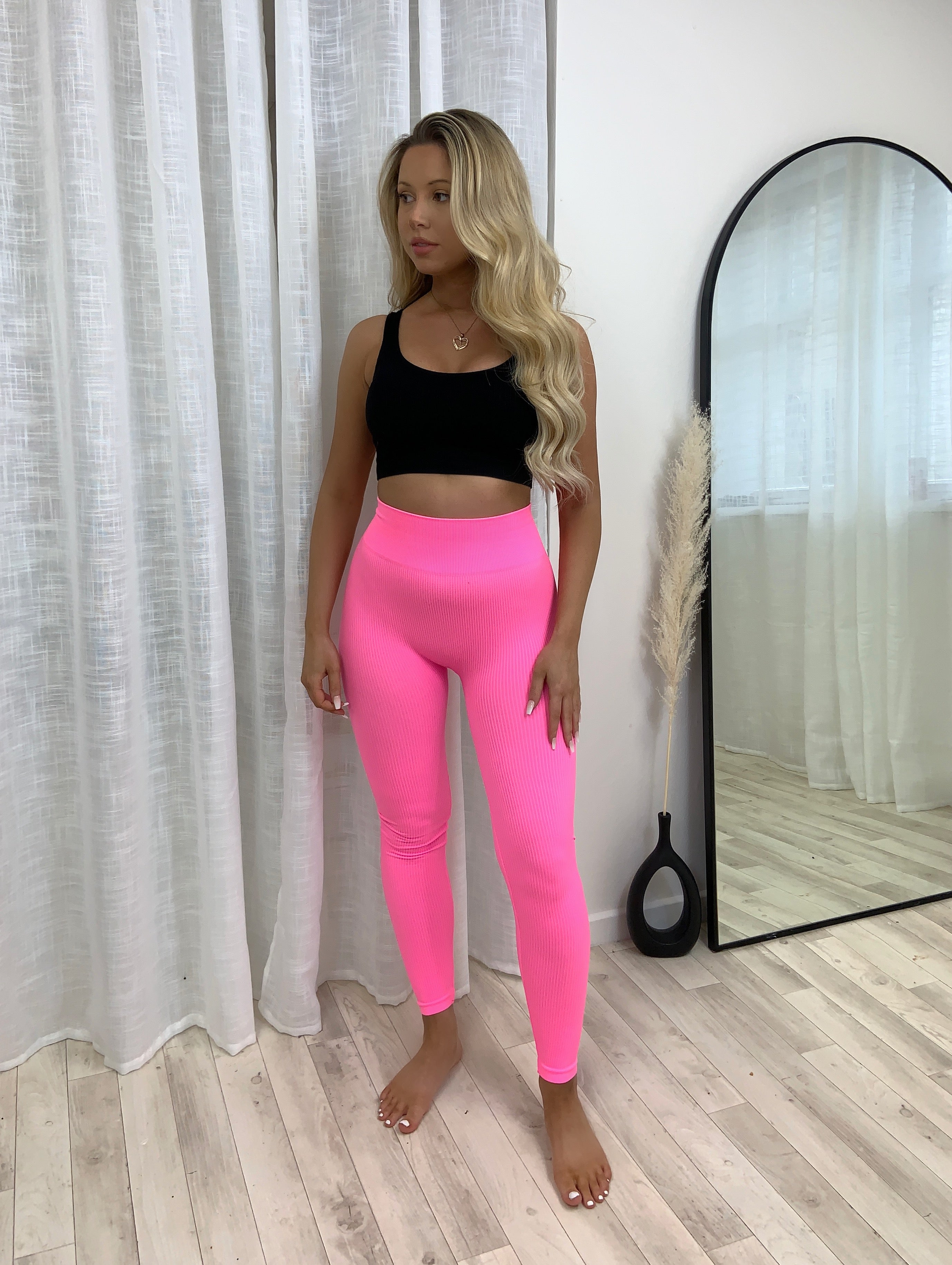 Ribbed Body Contour Gym Leggings