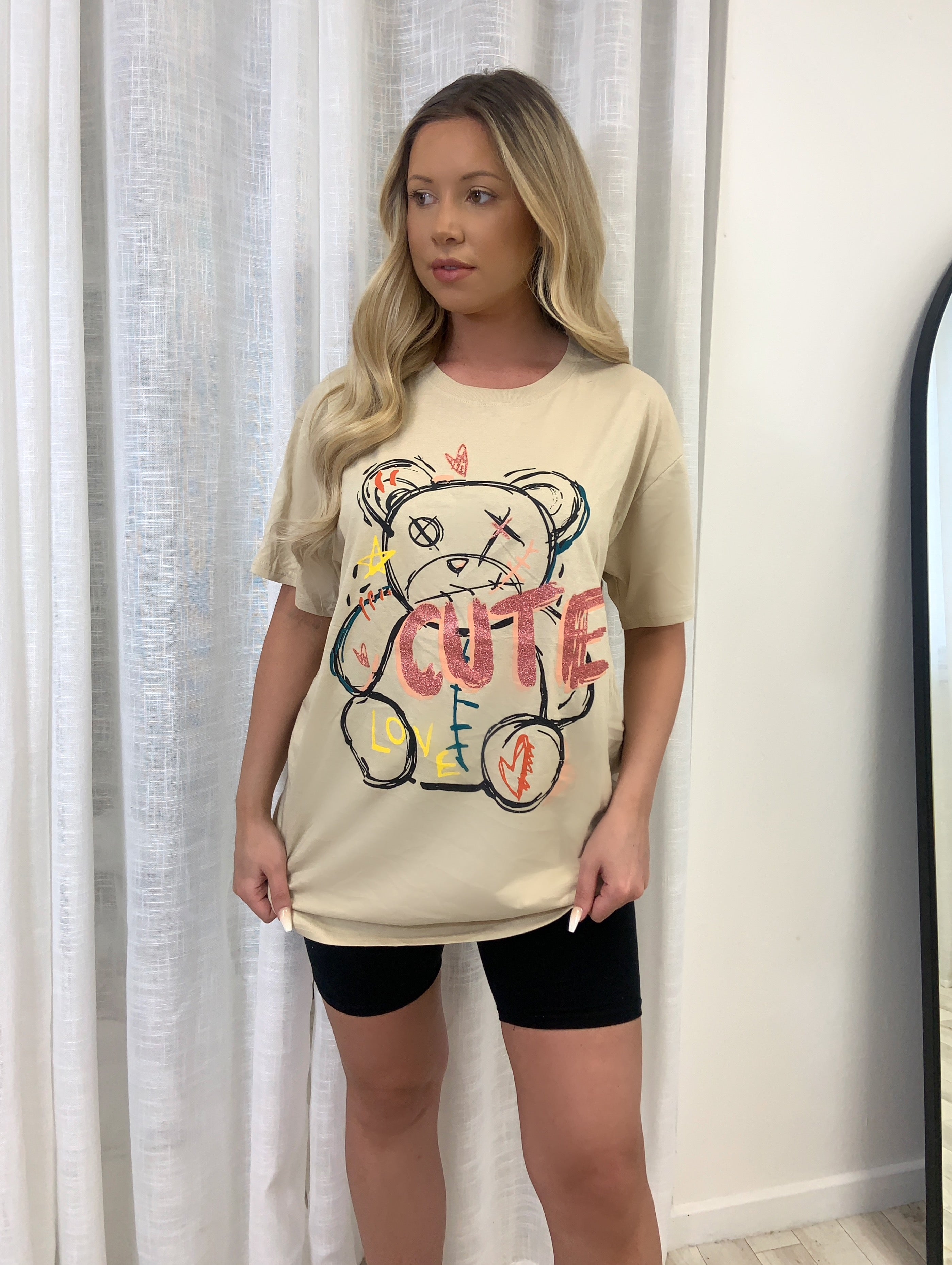 CUTE Teddy Graphic T-SHIRT