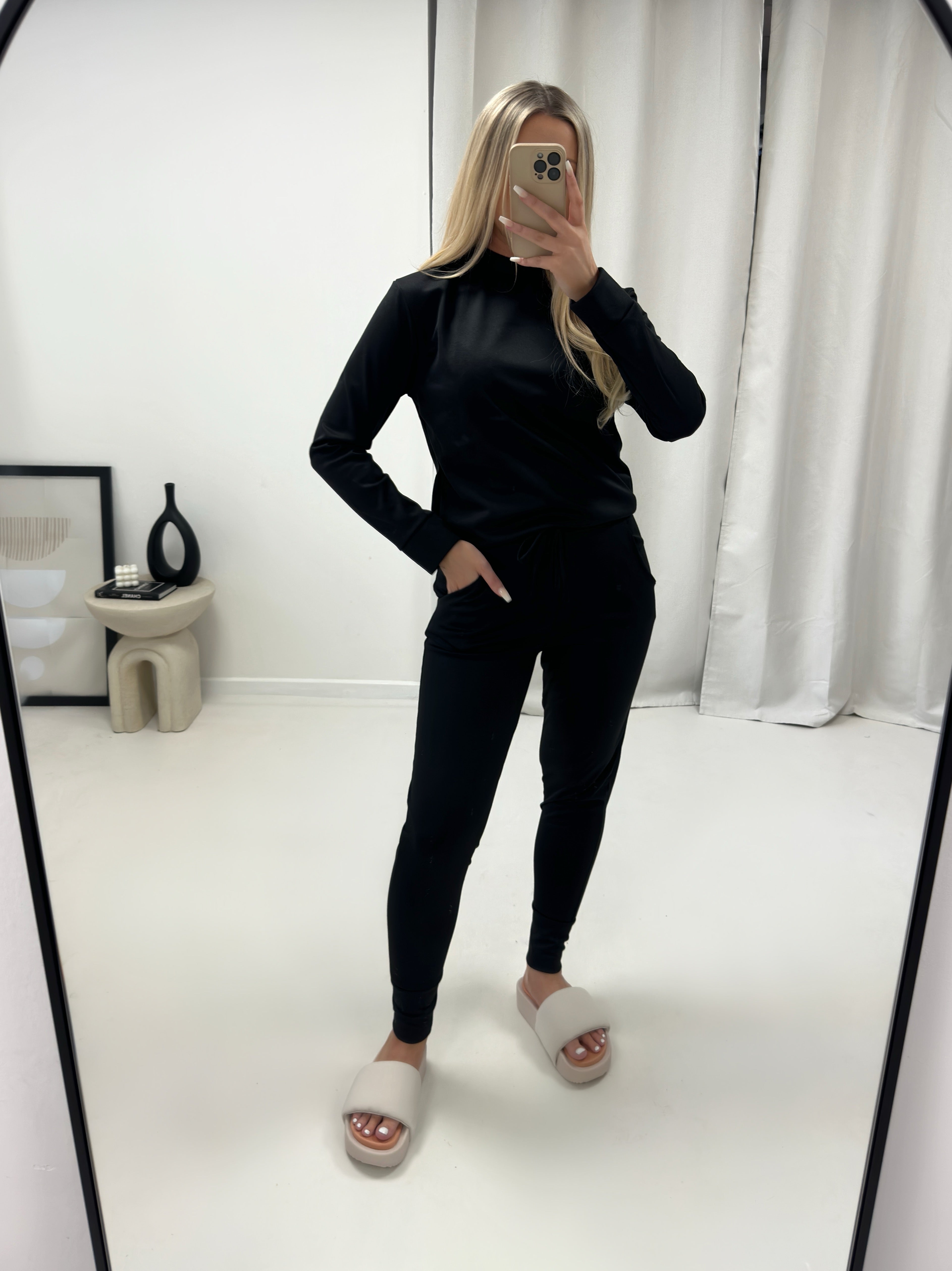 Alaia Long Sleeved Plain Loungesuit