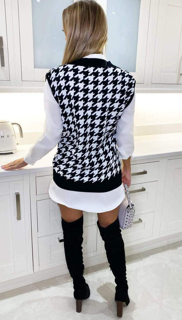 Cable V-Neck Tank Jumper - omgfashion.com