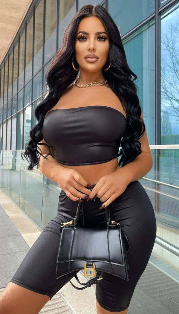 Black Wet Look Basic Cycling Shorts - omgfashion.com