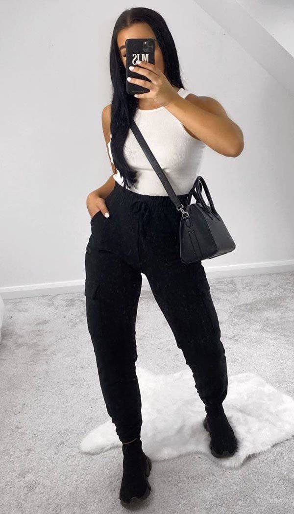 Plain Black Utility Cargo Joggers Trousers - omgfashion.com