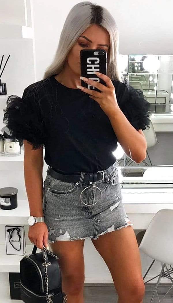 Tulle Puff Frill Sleeved T-Shirt In Black - omgfashion.com